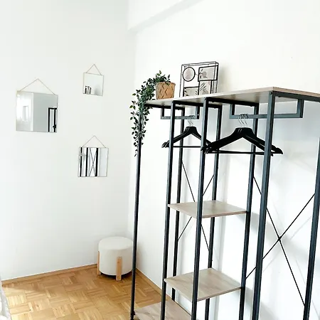 Apartment Comfort - Wohndomizil Mit Balkon, Buero Und Netflix *