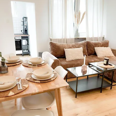 Comfort - Wohndomizil Mit Balkon, Buero Und Netflix Apartment Essen
