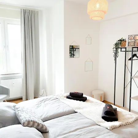 Apartment Comfort - Wohndomizil Mit Balkon, Buero Und Netflix *
