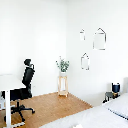 Comfort - Wohndomizil Mit Balkon, Buero Und Netflix Apartment