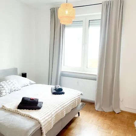 Comfort - Wohndomizil Mit Balkon, Buero Und Netflix Apartment Essen